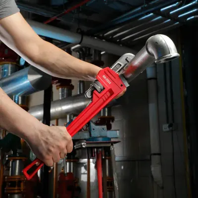 Pipe Wrench 18 inch